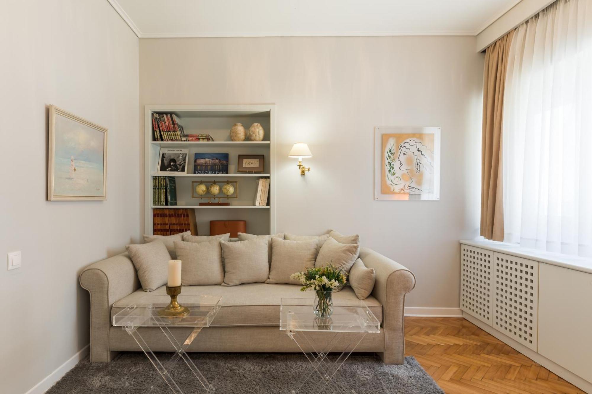 Apartment Etoile By Halu!, Chic In The Center
